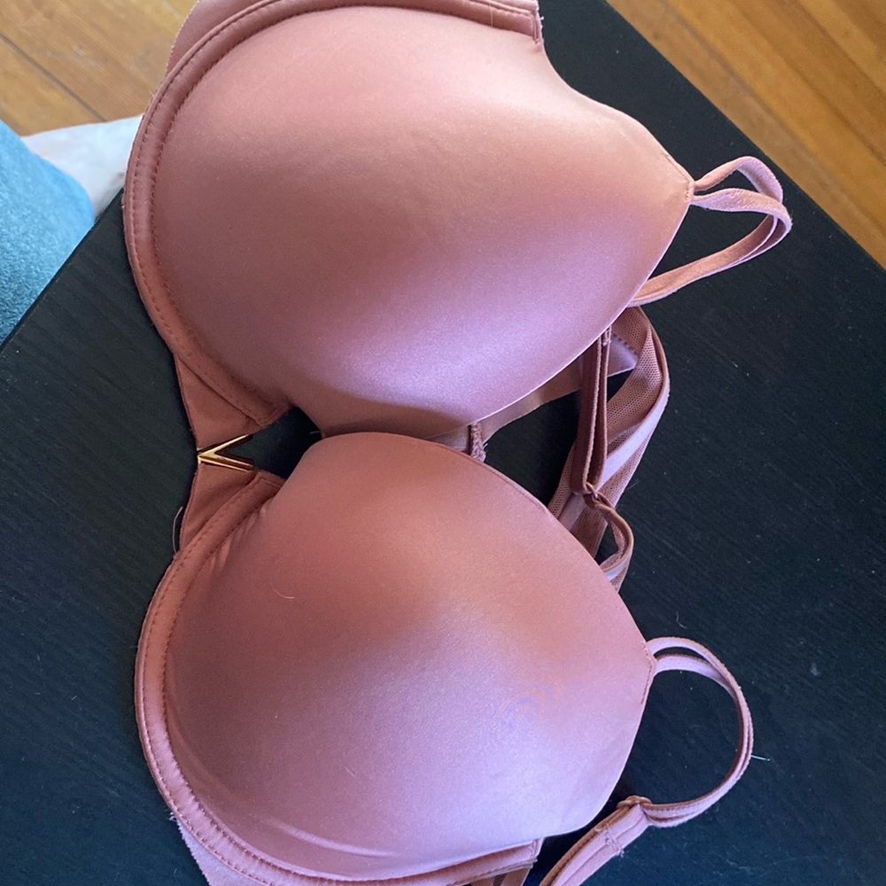 Victorias secret front clasp bra pink 32DD